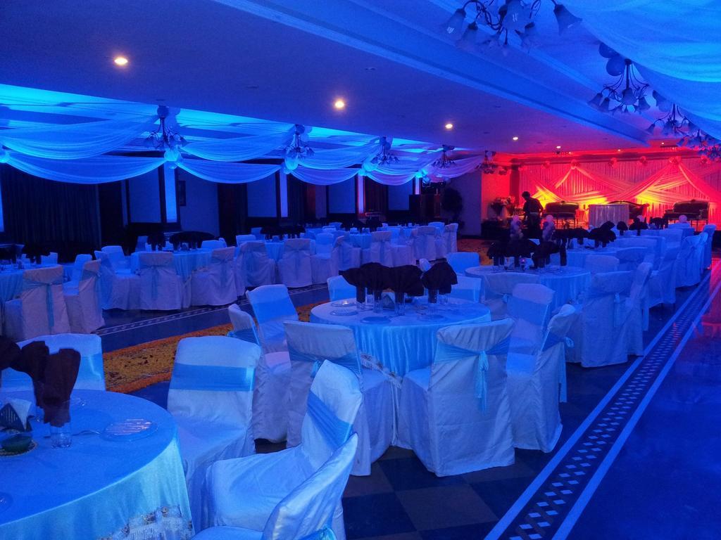 Hotel Jawahar Ulhasnagar Екстер'єр фото